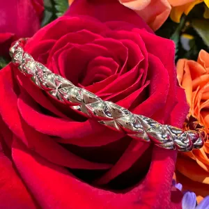 A. Jaffe Quilted 14K Yellow Gold Cuff Bracelet BN3366