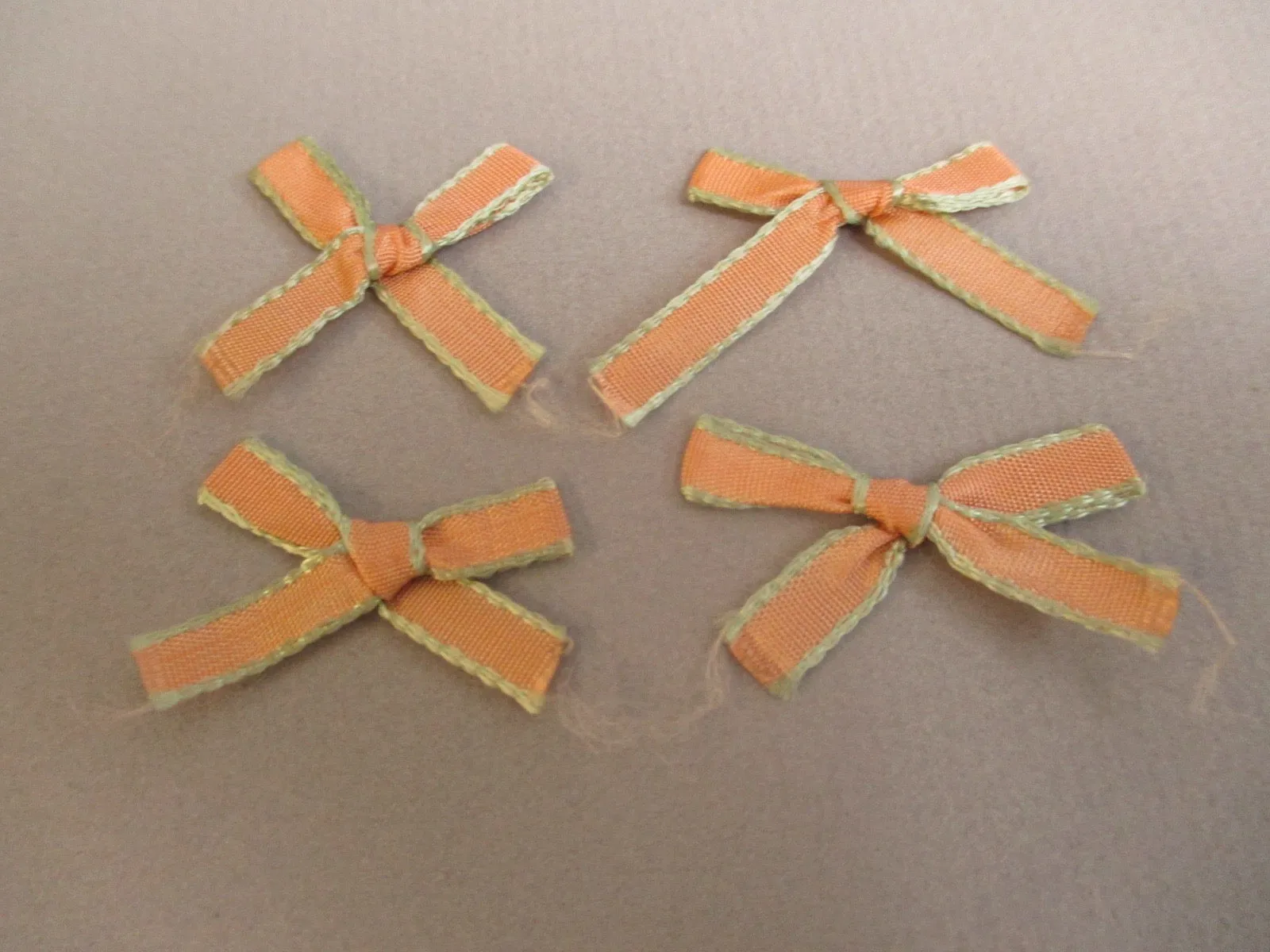 Antique Victorian Silk ribbon bows 4 pc