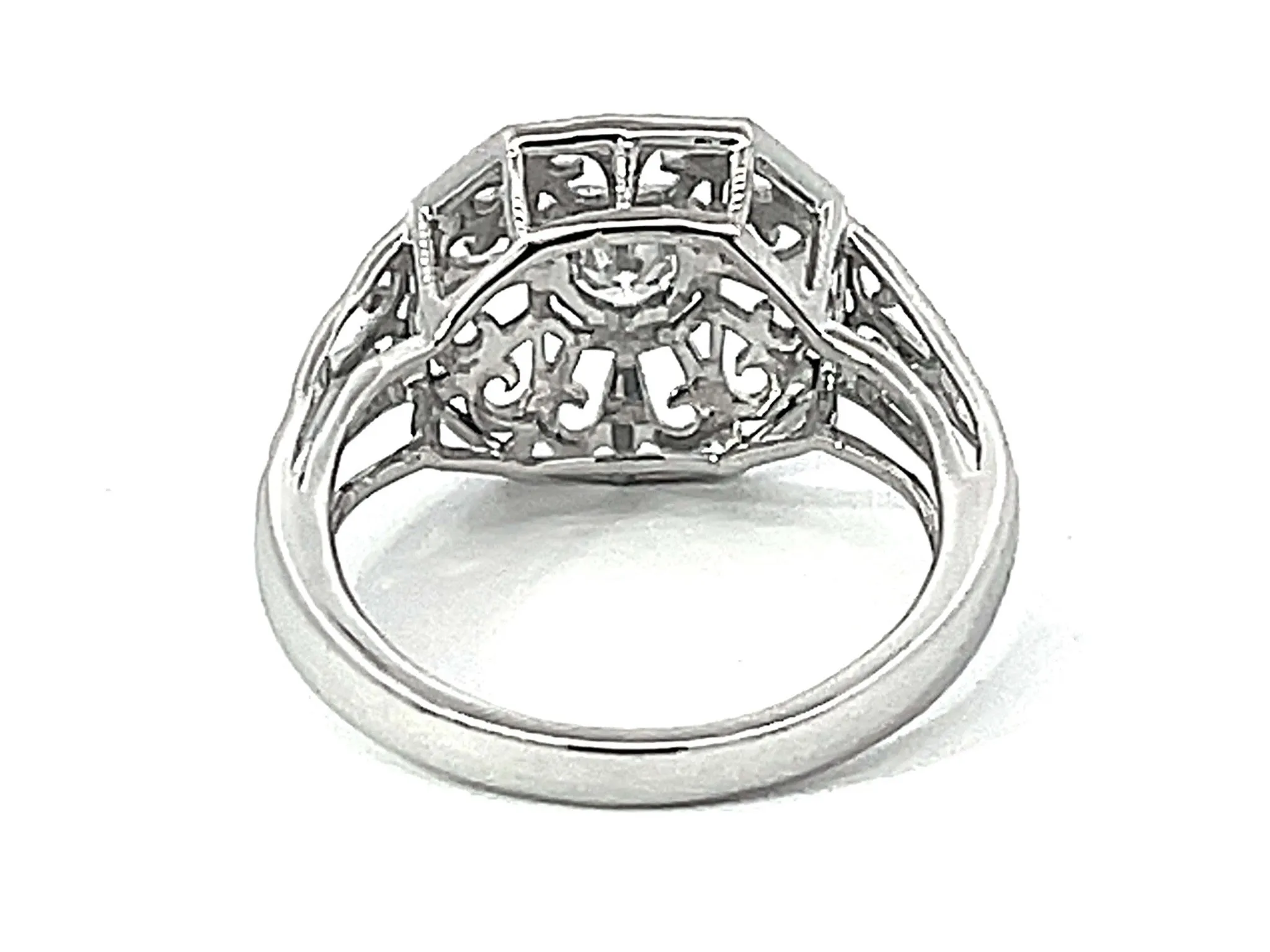 Art Deco Milgrain Detail Diamond Ring in Platinum