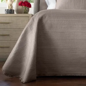 Battersea King Bedspread / Taupe S&S 118X118