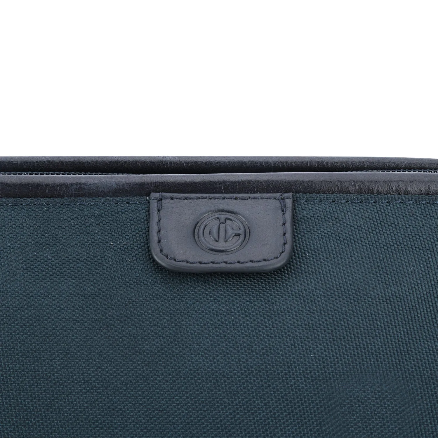 CARLTON CENTERCOURT RPET TOILETRY BG
