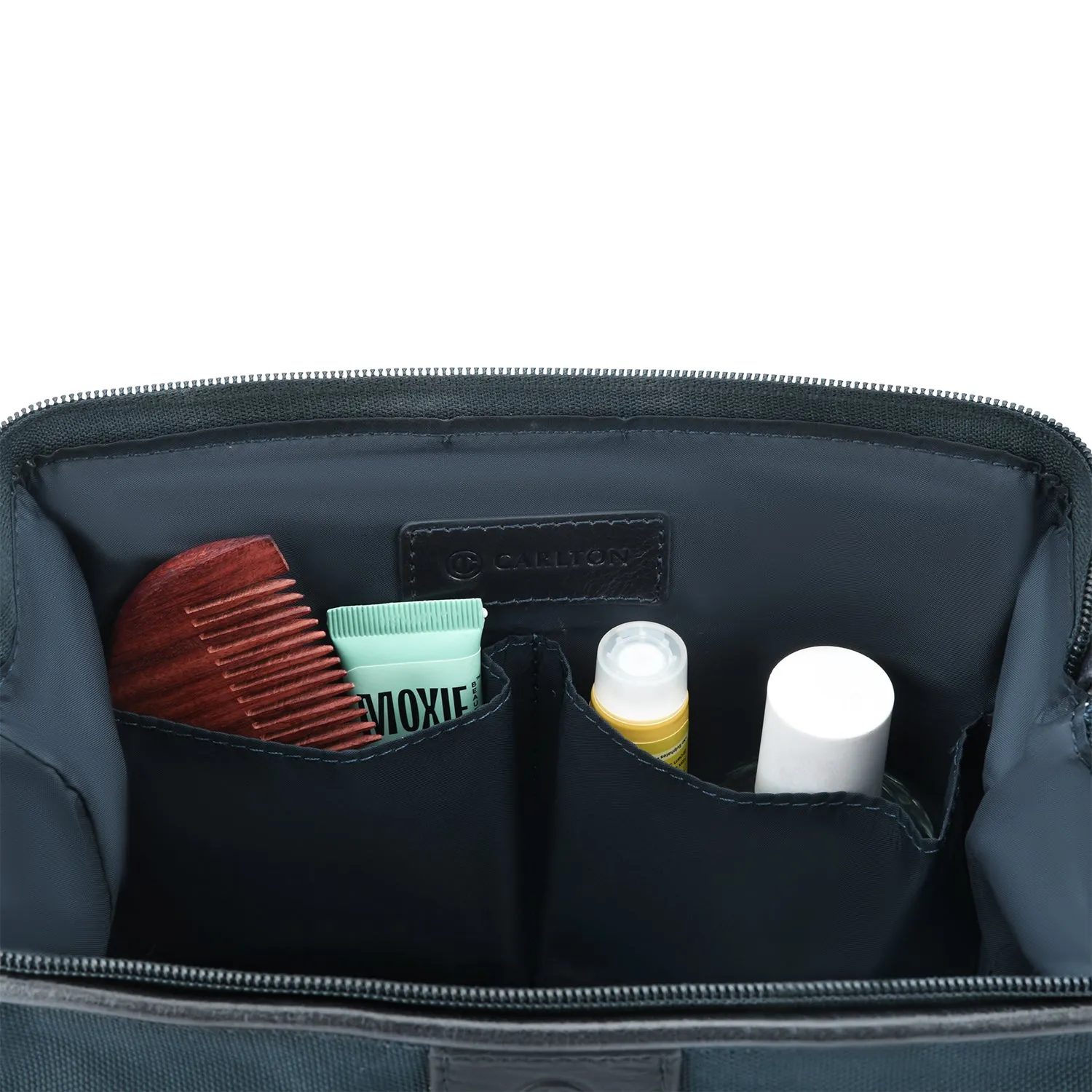 CARLTON CENTERCOURT RPET TOILETRY BG