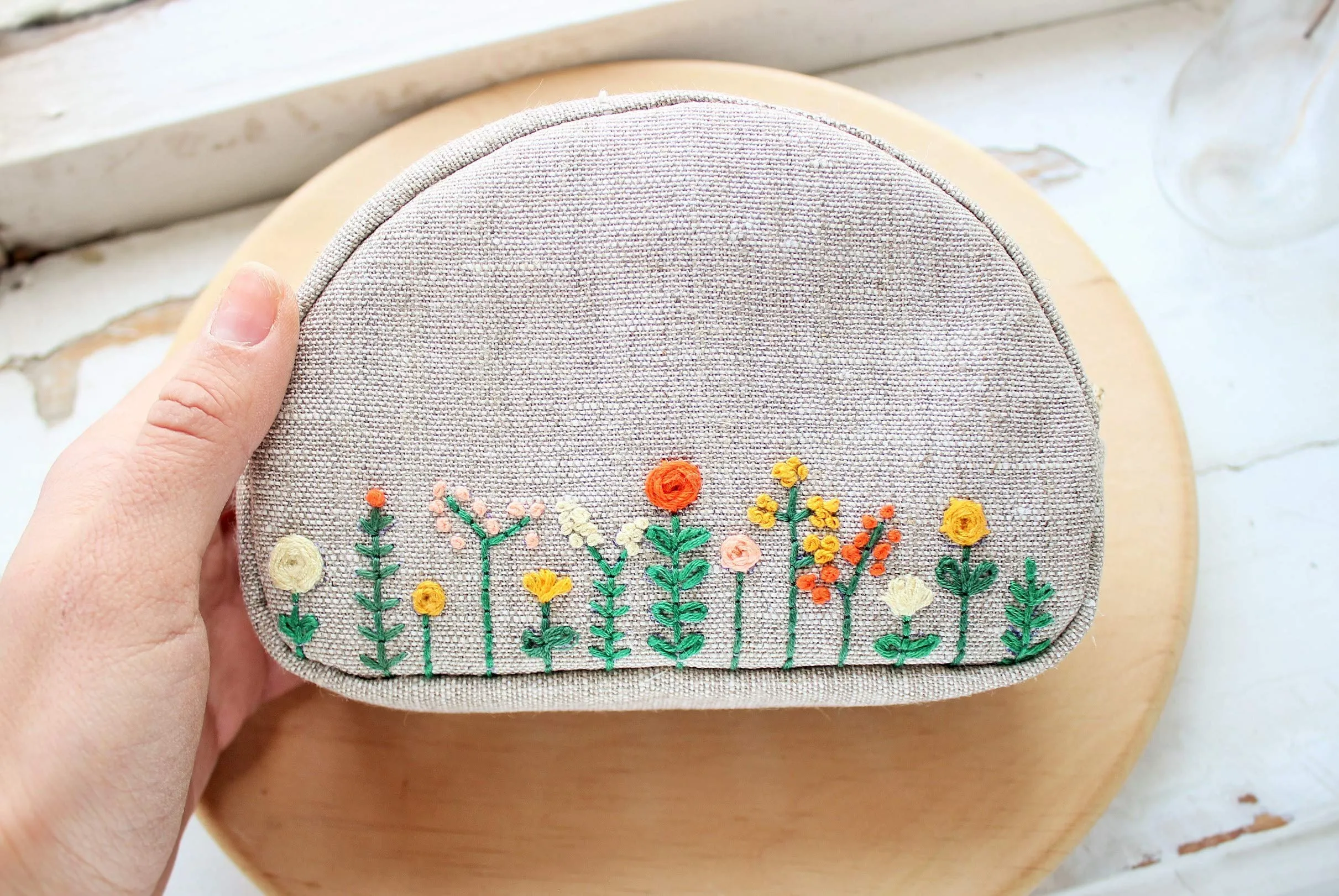 Embroidered makeup bag Small cosmetic purse for women Floral zipper pouch for bridesmaids