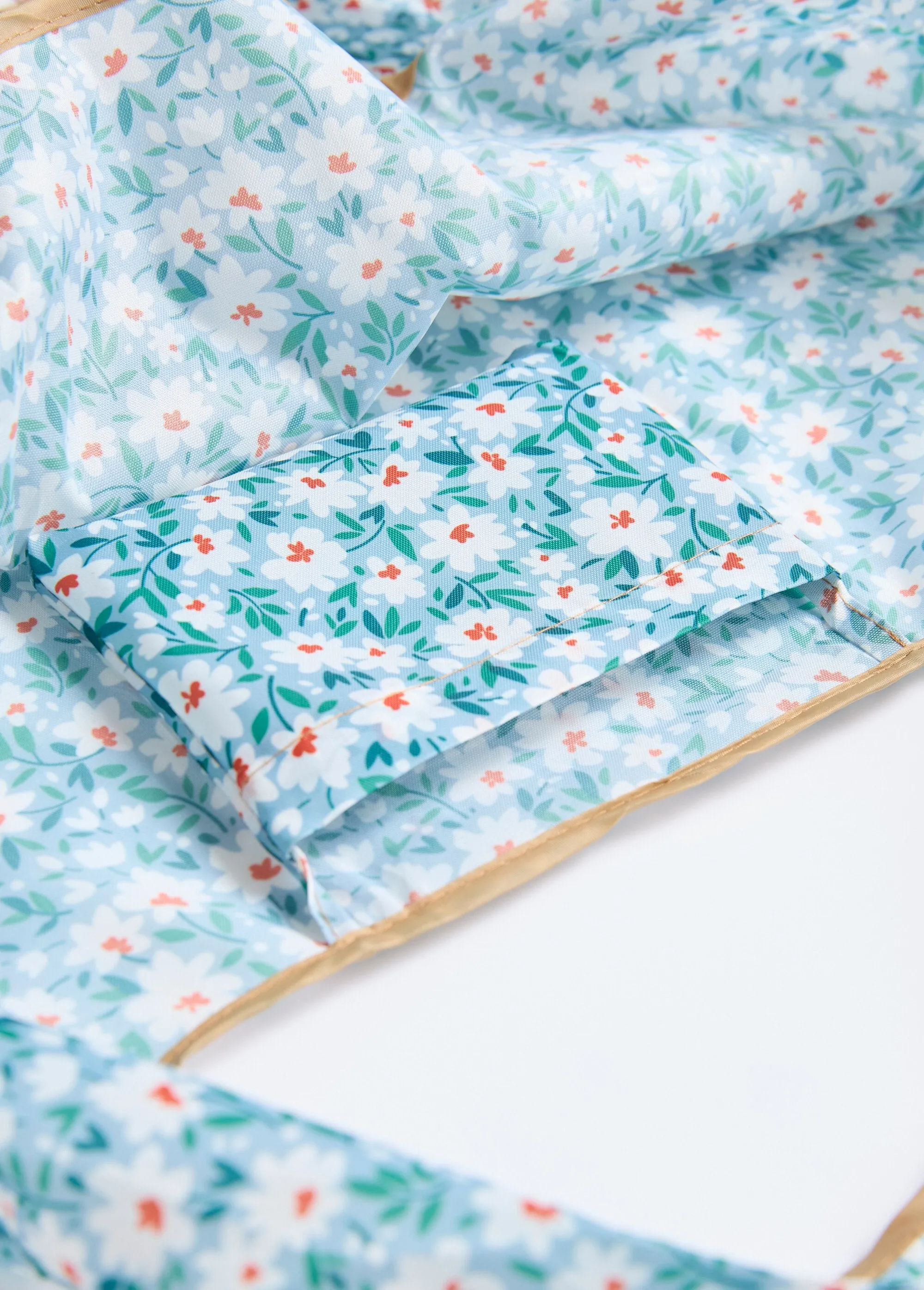 Foldable shopping bag, meadow pattern