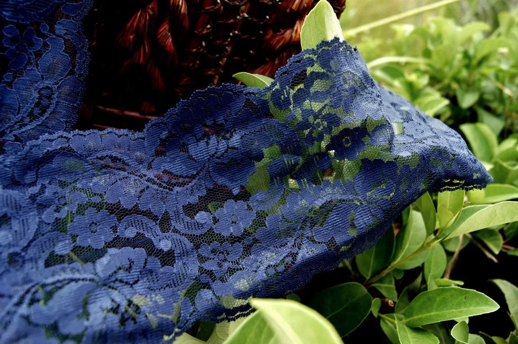 Gorgeous Navy Floral Leaf Galloon Lace 4¾" wide