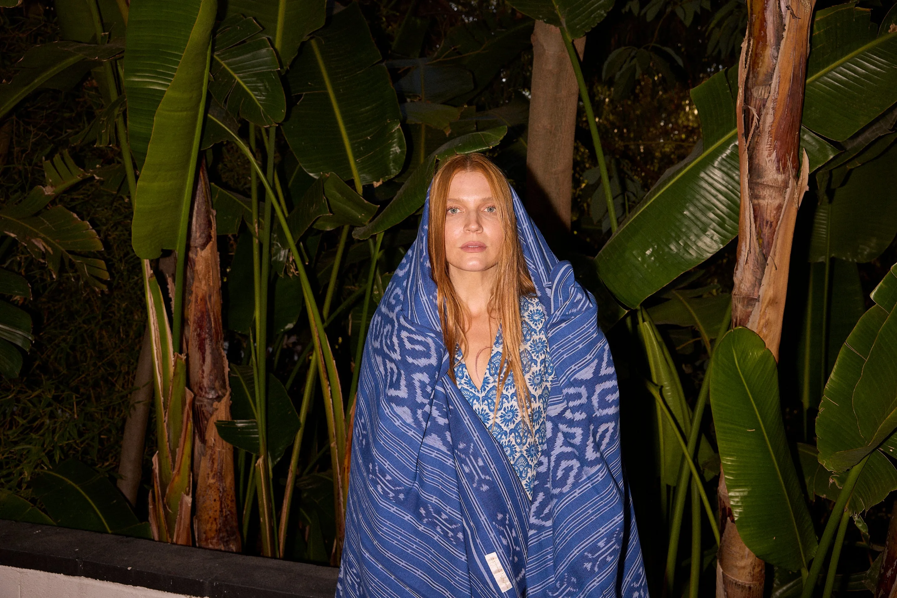 IKAT BLANKET - COBOLT