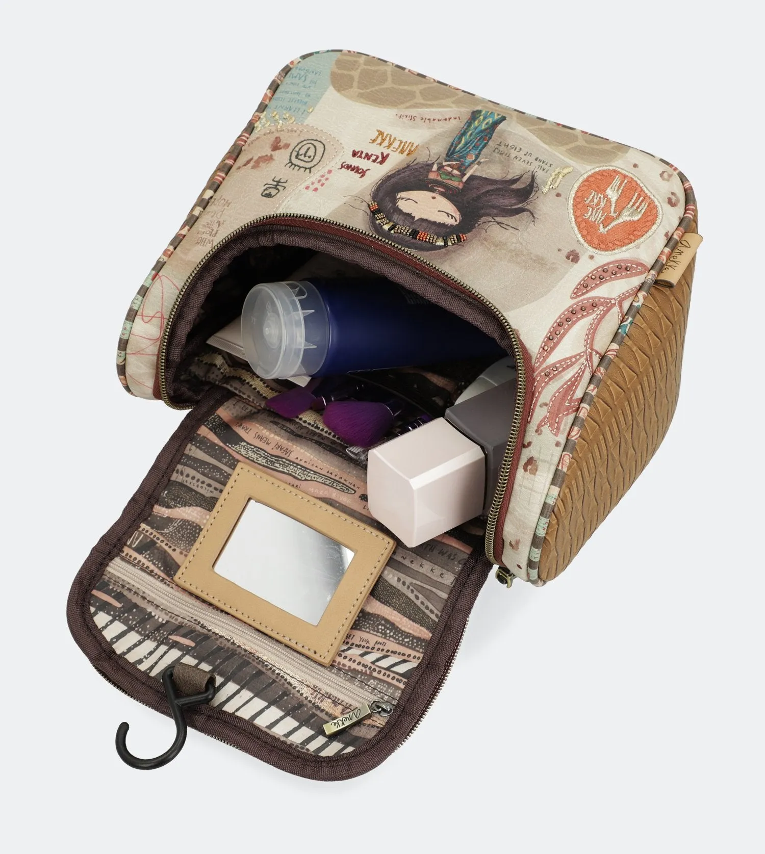 Kenya Collection Toiletry bag with a handle