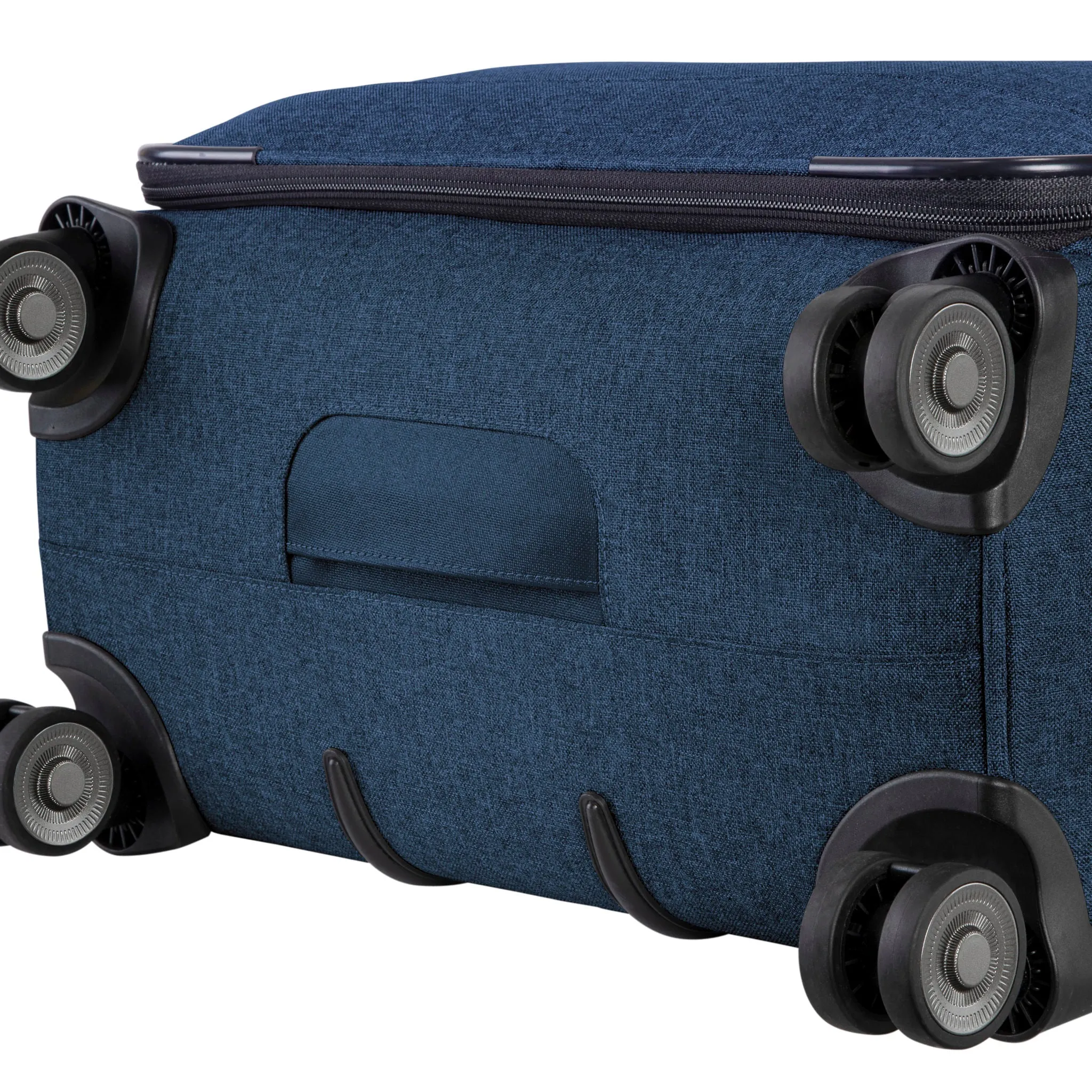 Malibu Bay 3.0 Softside Large Check-In Spinner Luggage