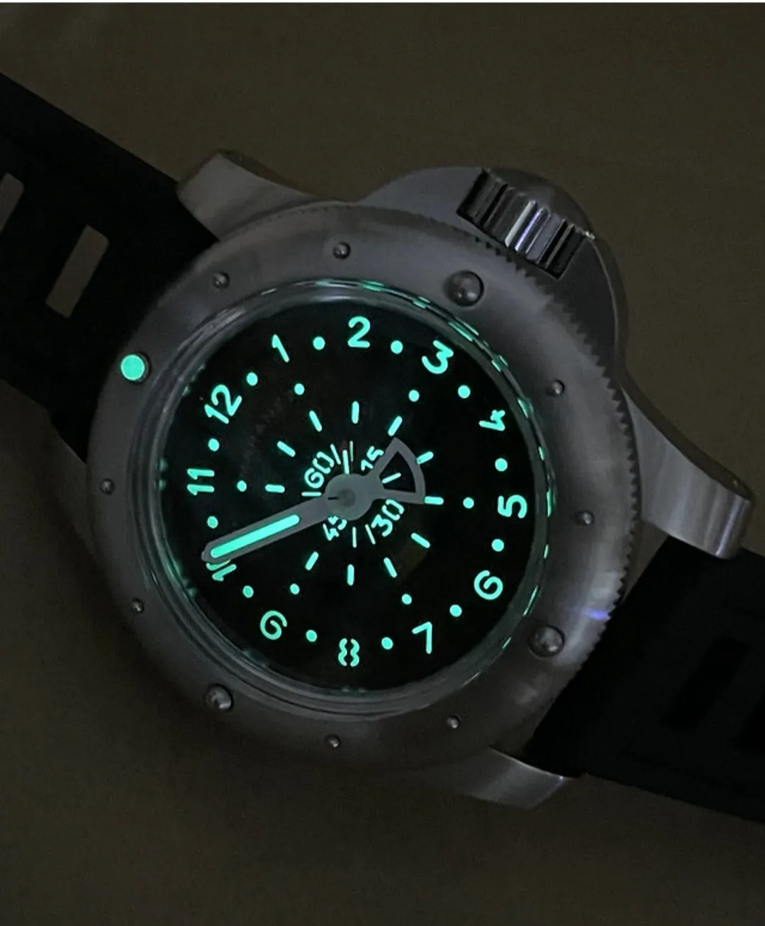 Maranez 49mm Rawai Stainless Steel gauge black Face Watch