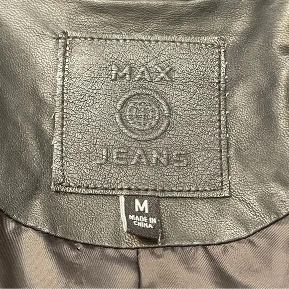 MAX Jeans black textured jacket size medium