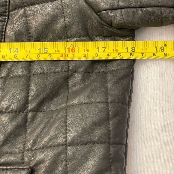MAX Jeans black textured jacket size medium