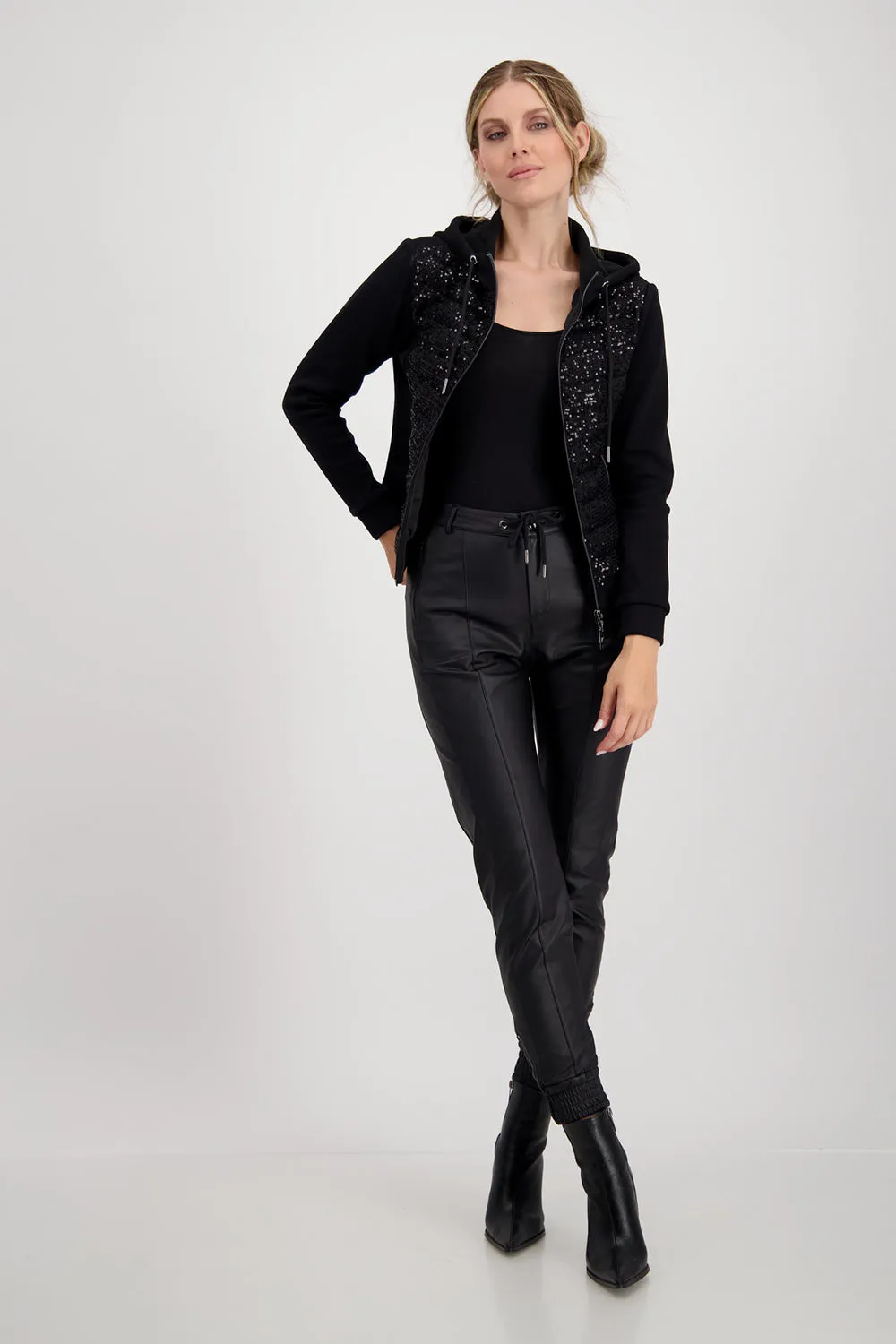 Monari Quilted Jacket with Front Sequin M807050