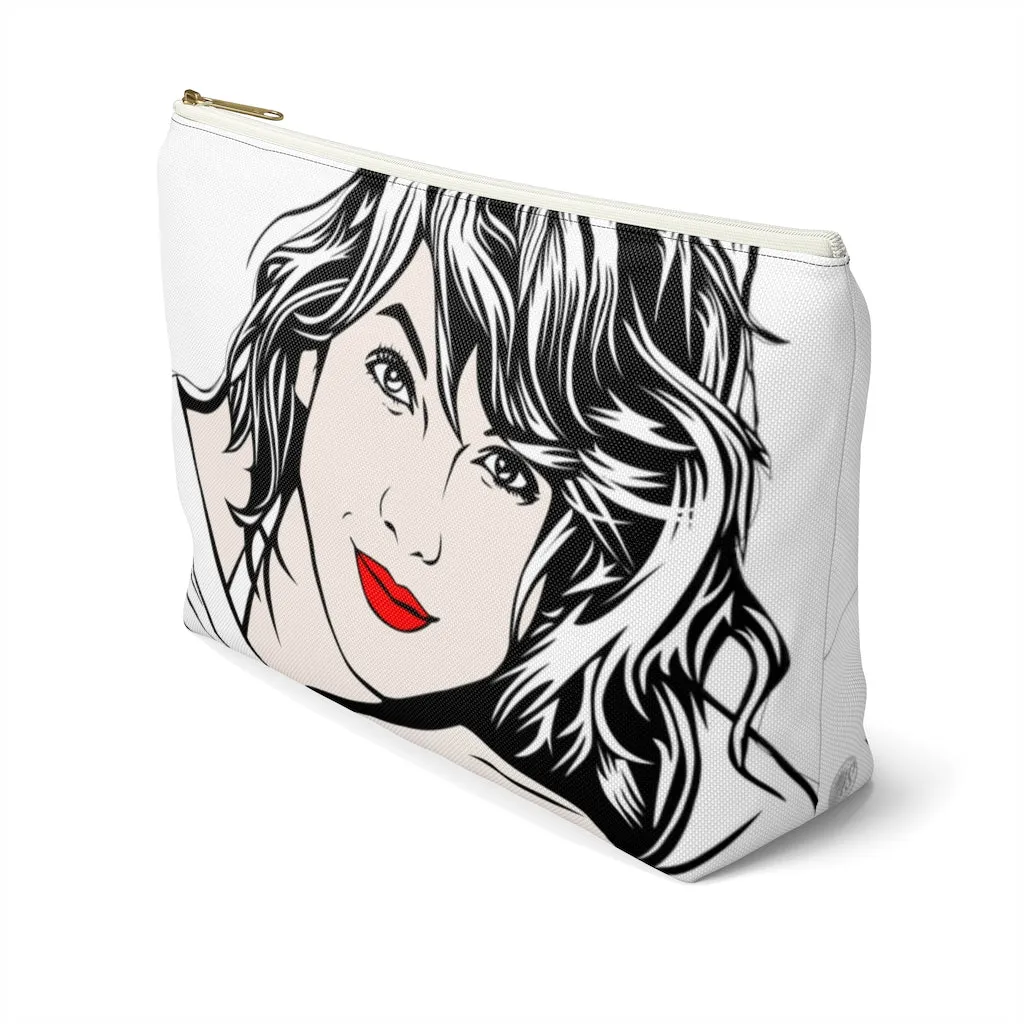 Ms. Taylor Accessory Pouch w T-bottom