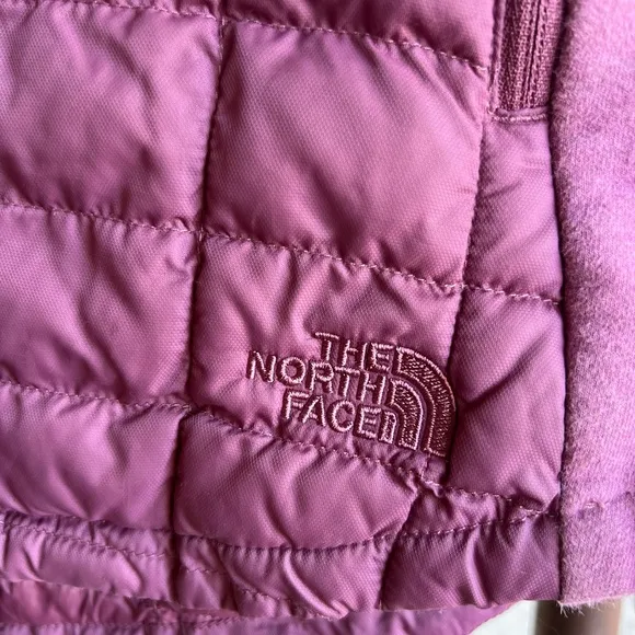 North Fave Endeavor Thermoball Jacket Size M in Dusty Rose