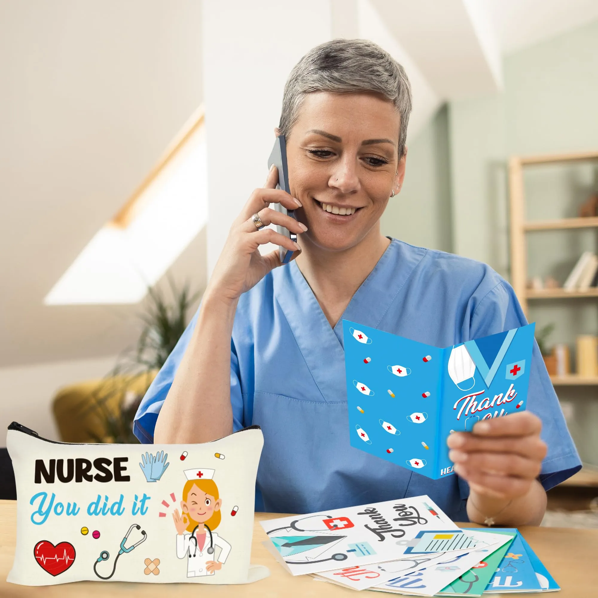 Nurse Bags, 32 PCS Nurse Makeup Bag Thank You Nurse Card, Nursing Day Appreciation Cards Nurse Week Carvas Cosmetic Bag Survival Kit with Zipper Funny Thank You Cards Nurse Supplies