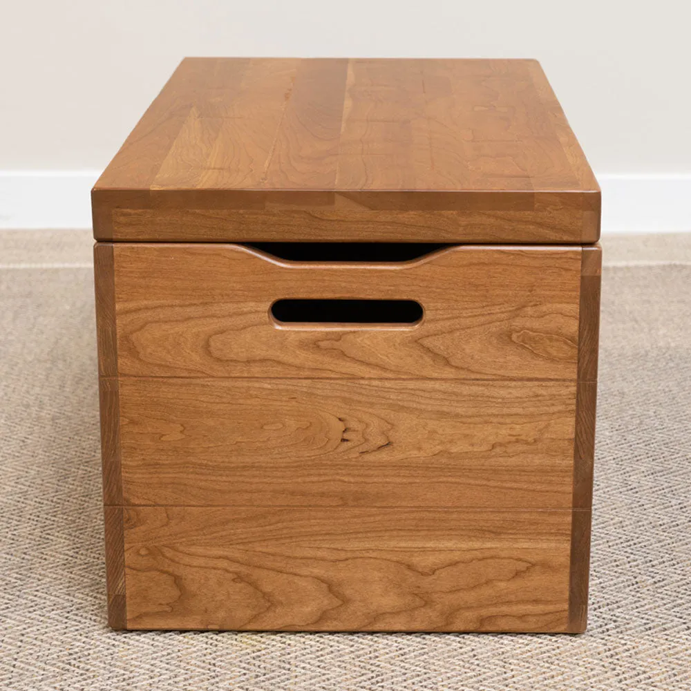 Palmer Rustic Blanket Chest, Fruitwood Stain