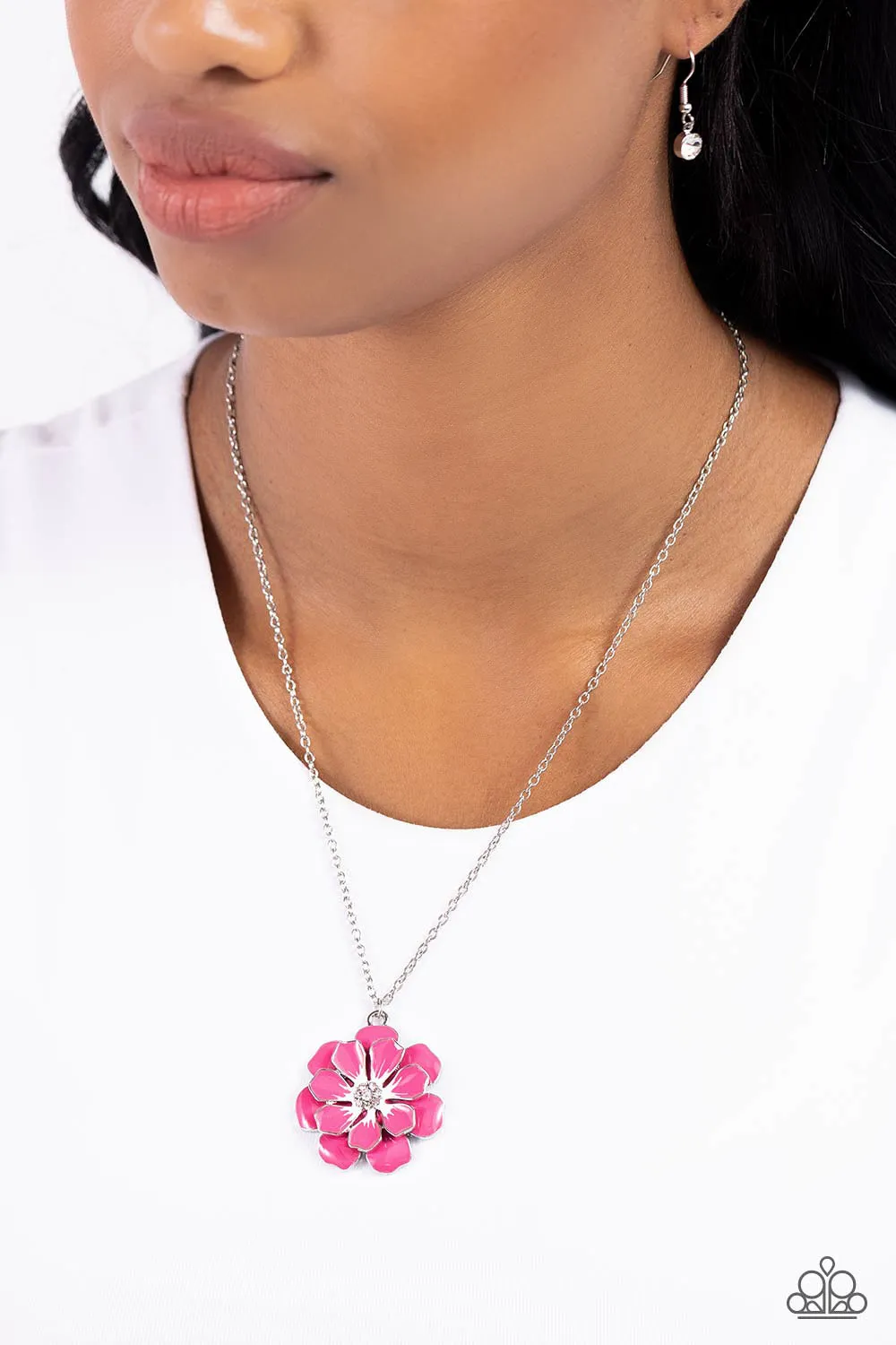 Paparazzi Beyond Blooming Necklace Pink