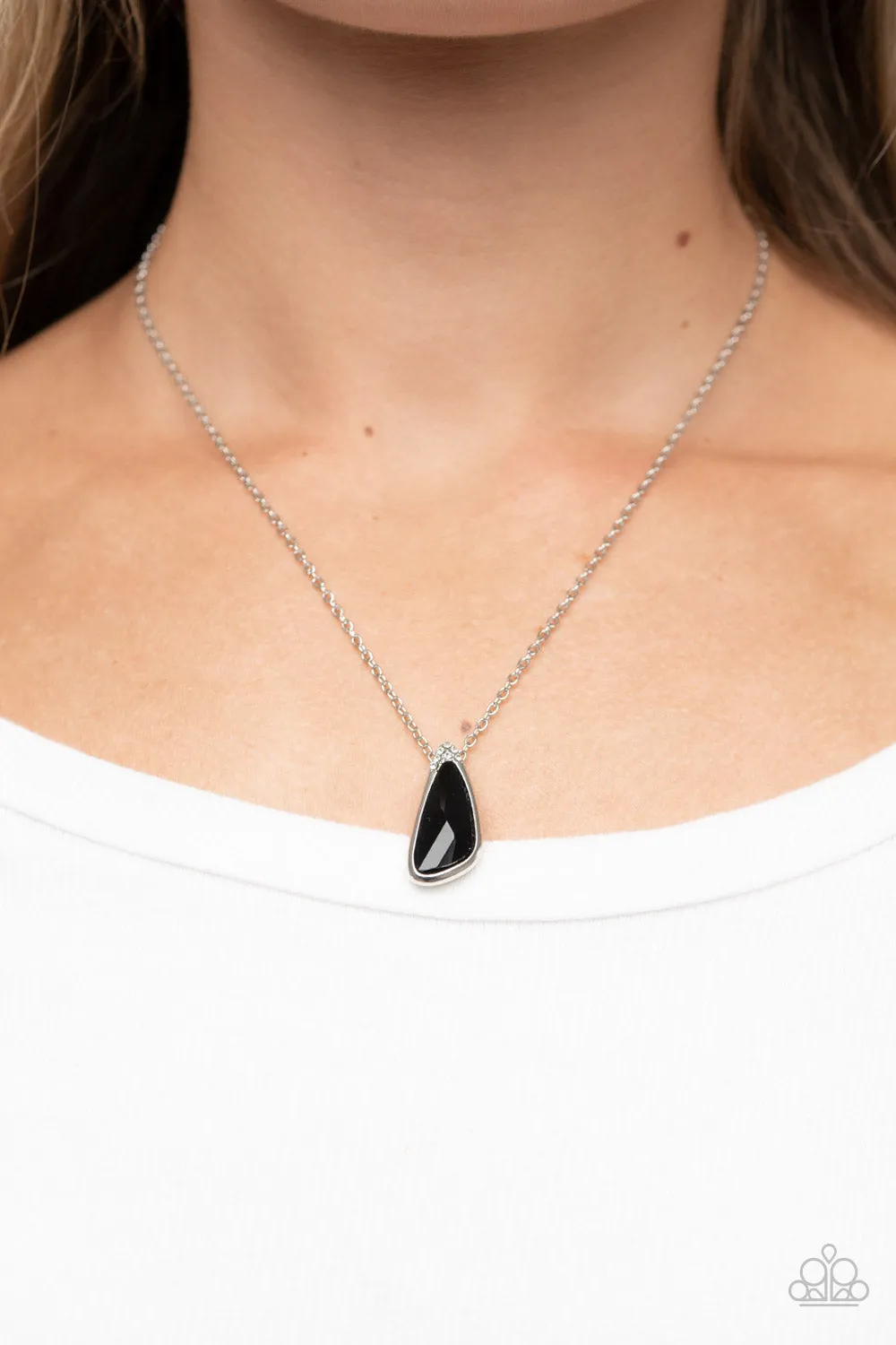 Paparazzi - Envious Extravagance - Black Necklace
