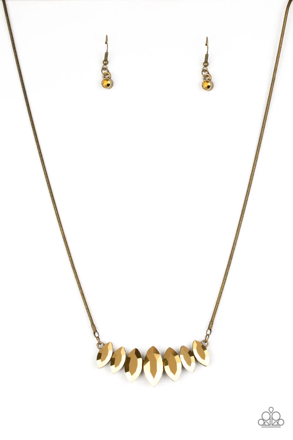Paparazzi - Leading Lady - Brass Necklace & Earrings