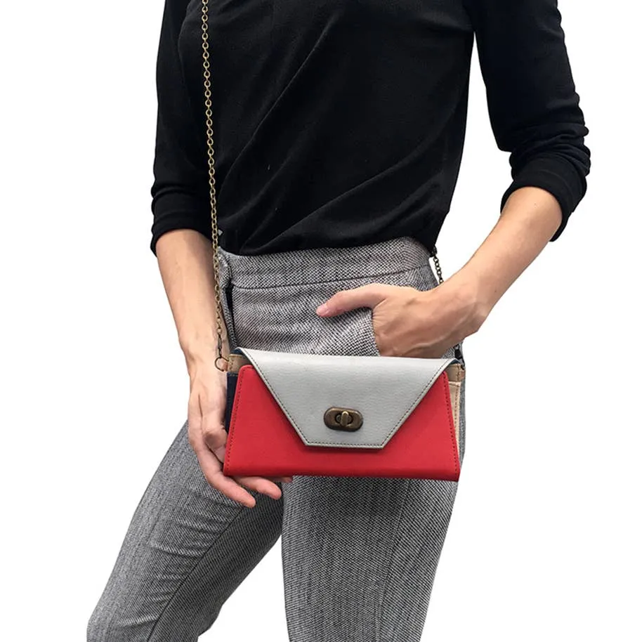 Secret Plain · Clutch