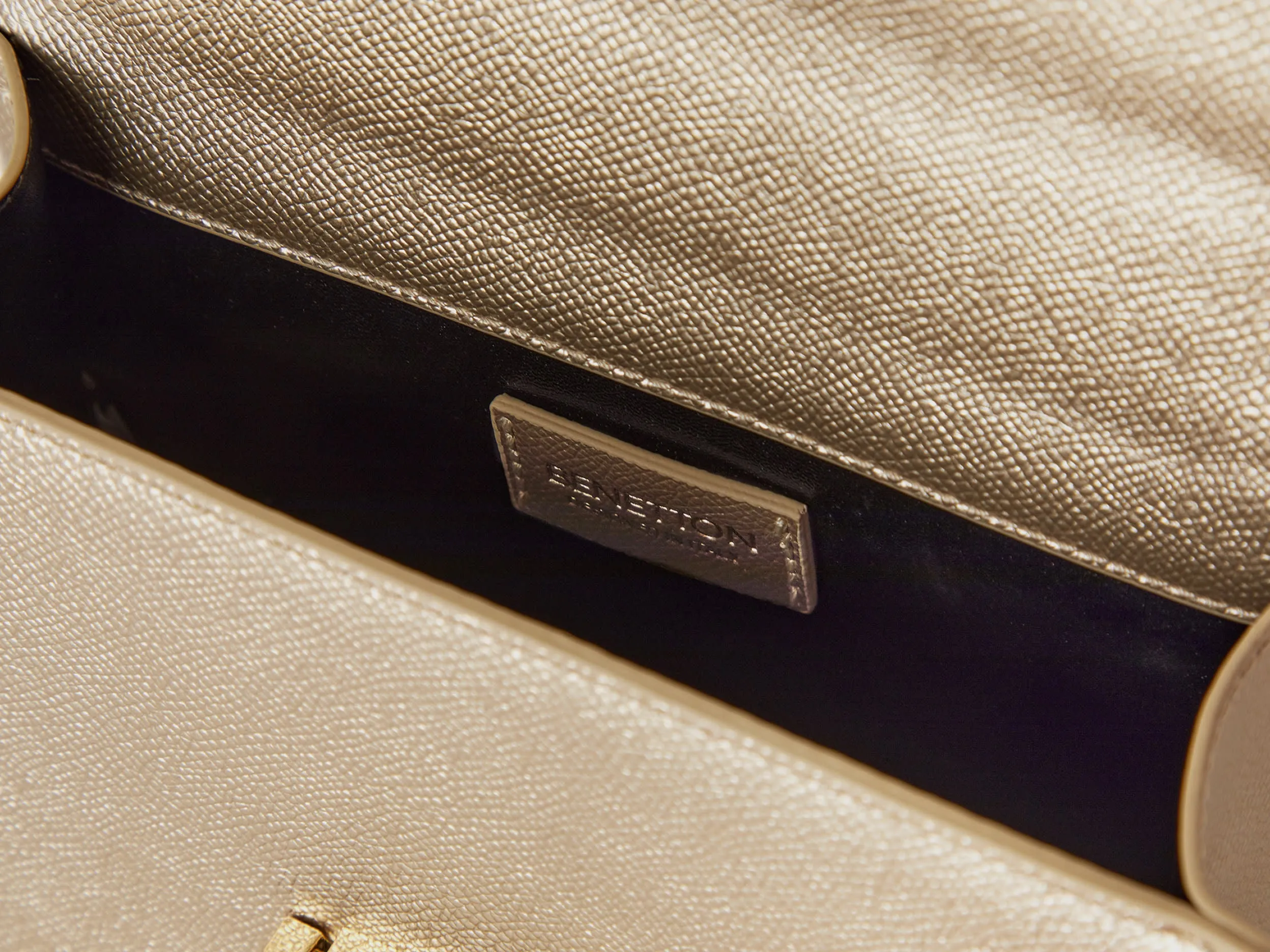 Solid Magnetic Closure Sling Bag