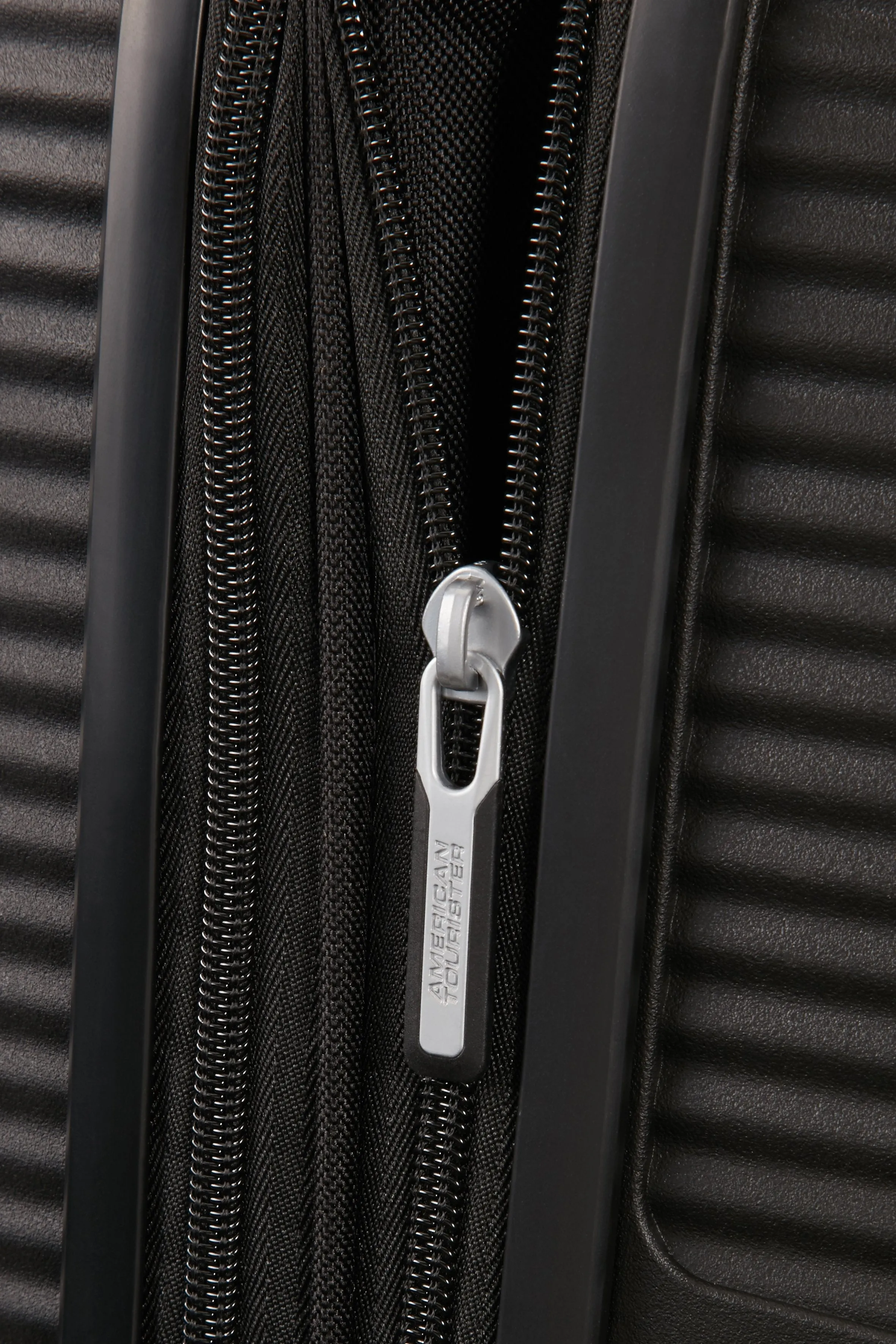 Soundbox Spinner - Black