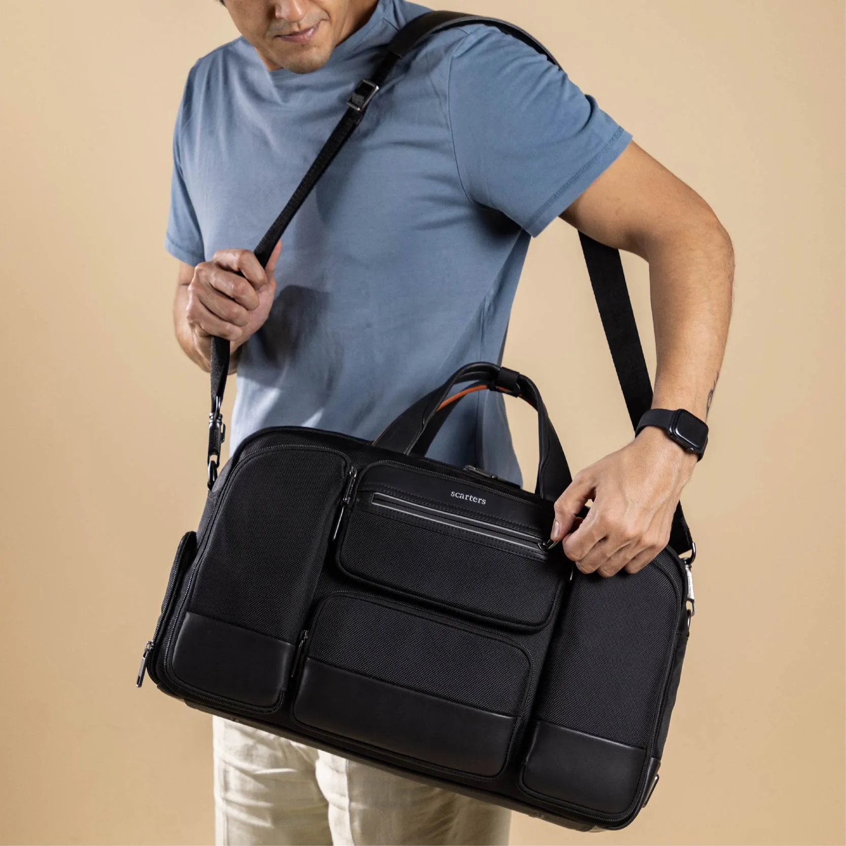 The Terminal | Travel Messenger Bag - Black