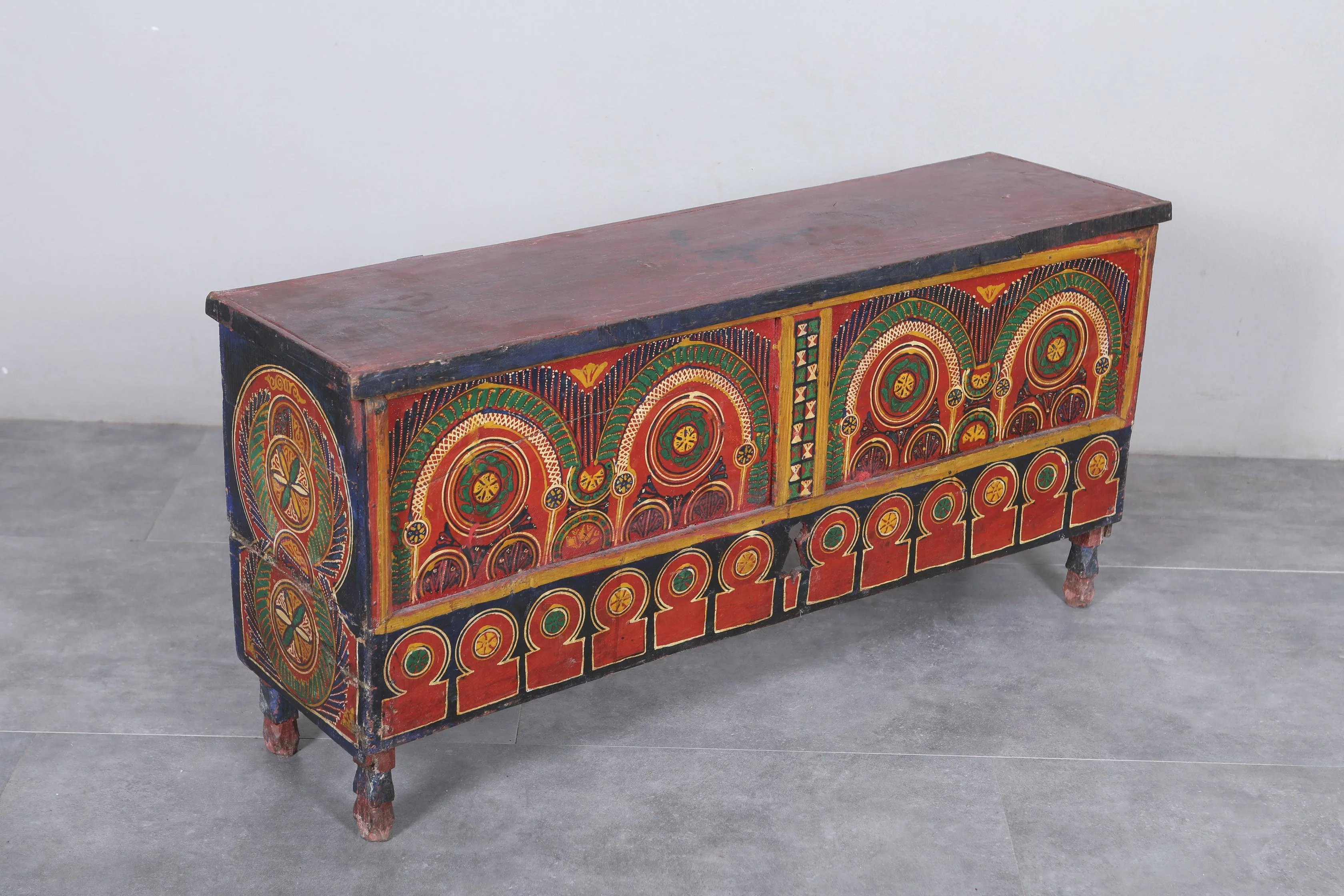 Vintage Moroccan chest  H 23.6 inches x W 49.6 inches x D 13.3 inches