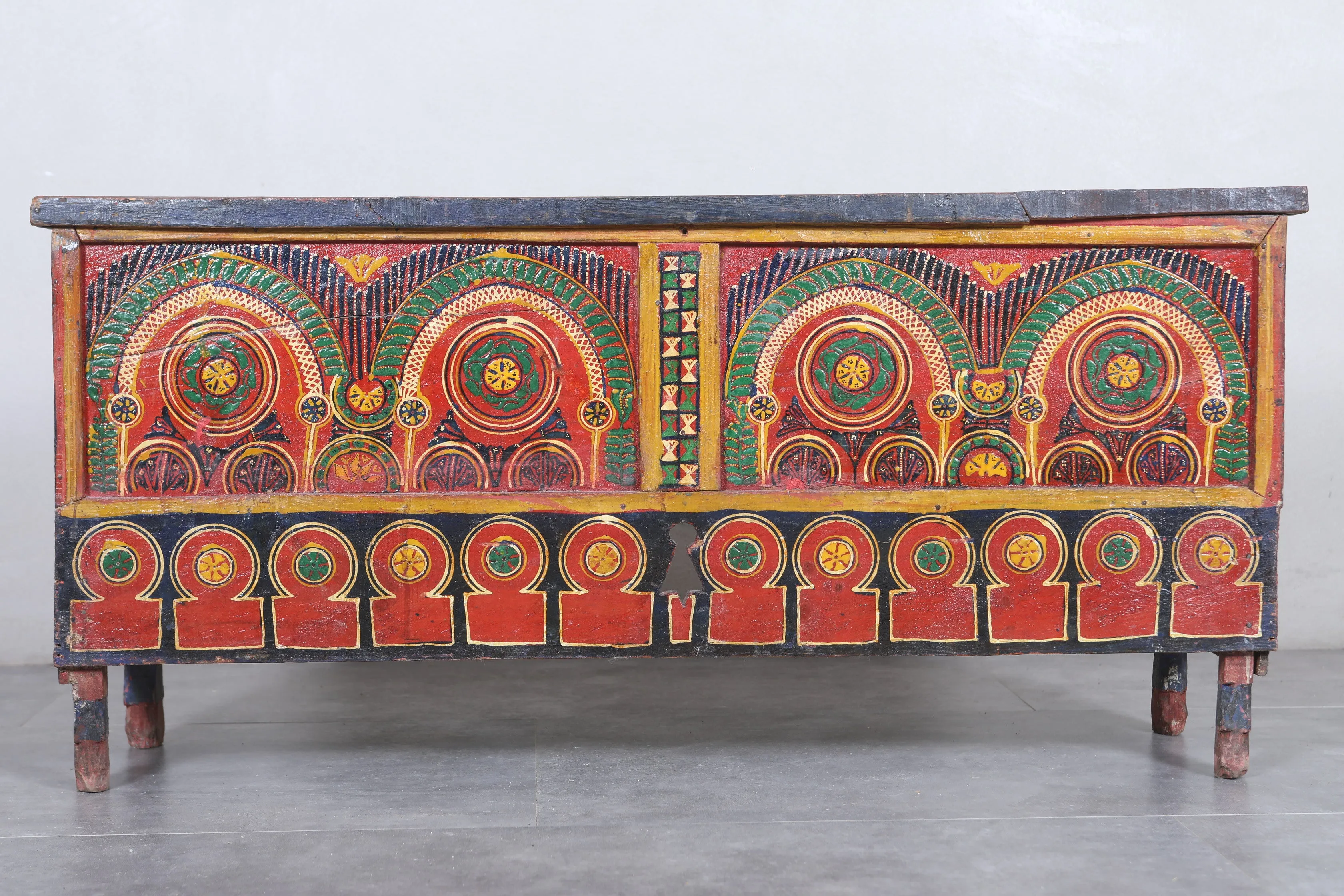 Vintage Moroccan chest  H 23.6 inches x W 49.6 inches x D 13.3 inches