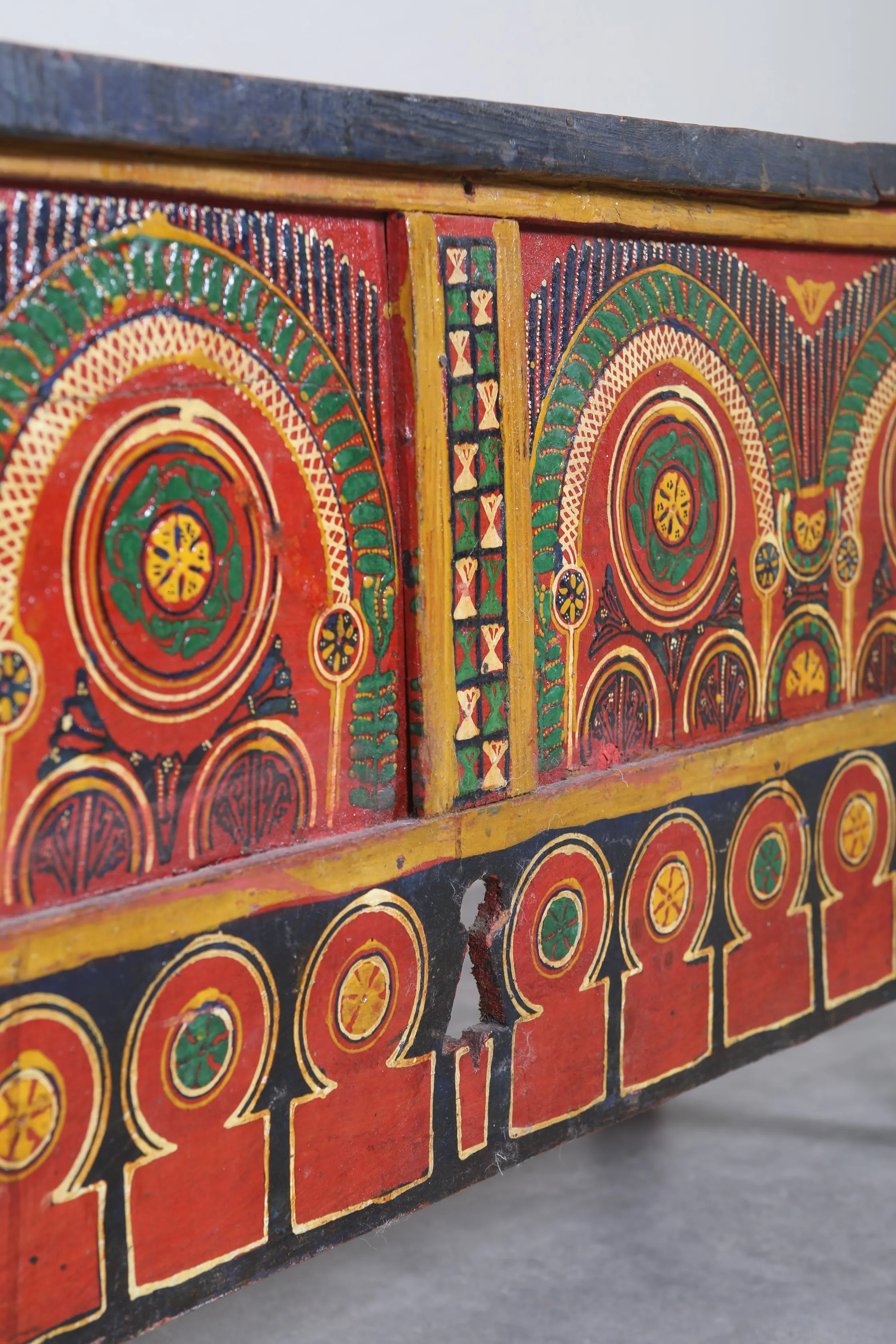 Vintage Moroccan chest  H 23.6 inches x W 49.6 inches x D 13.3 inches