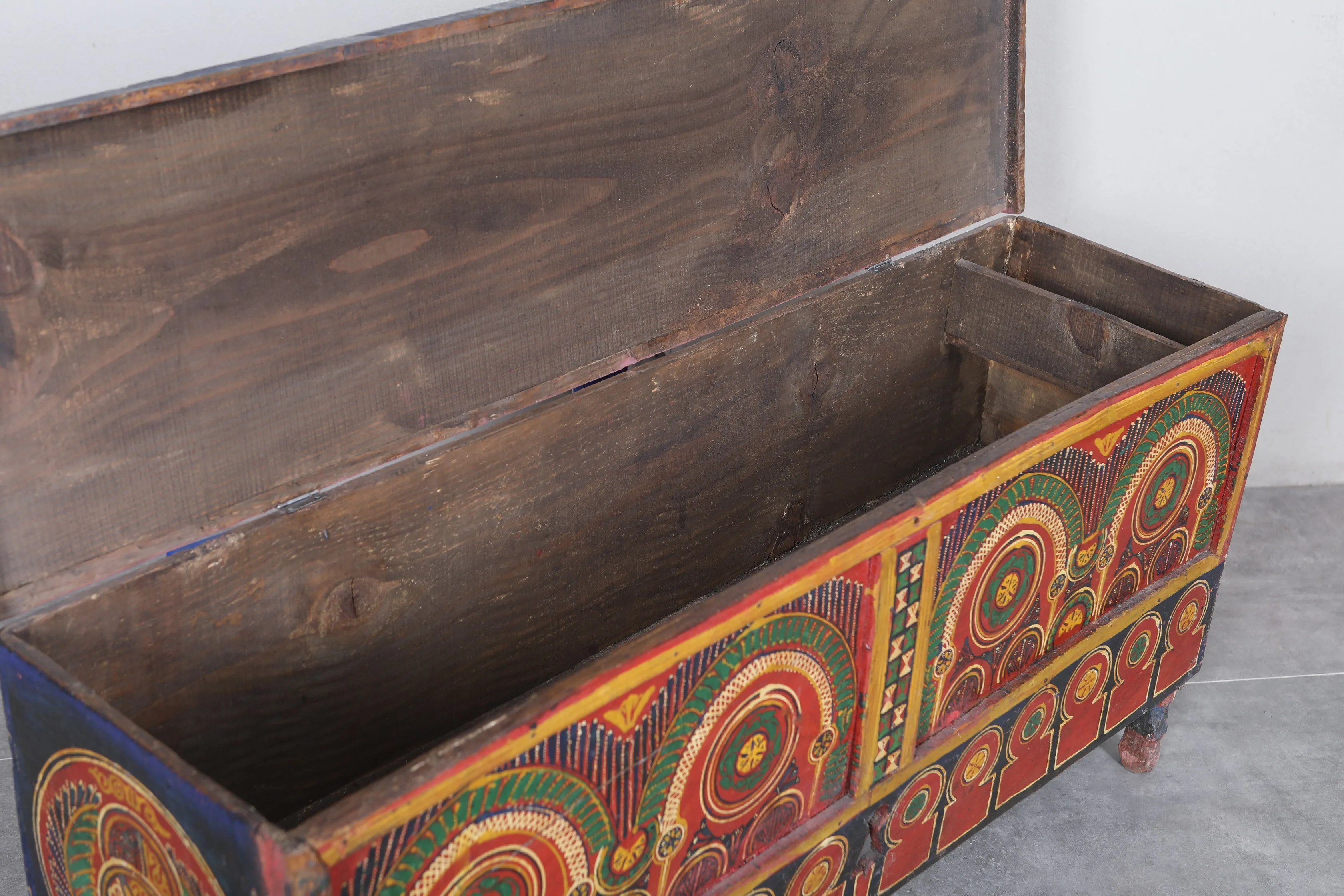 Vintage Moroccan chest  H 23.6 inches x W 49.6 inches x D 13.3 inches