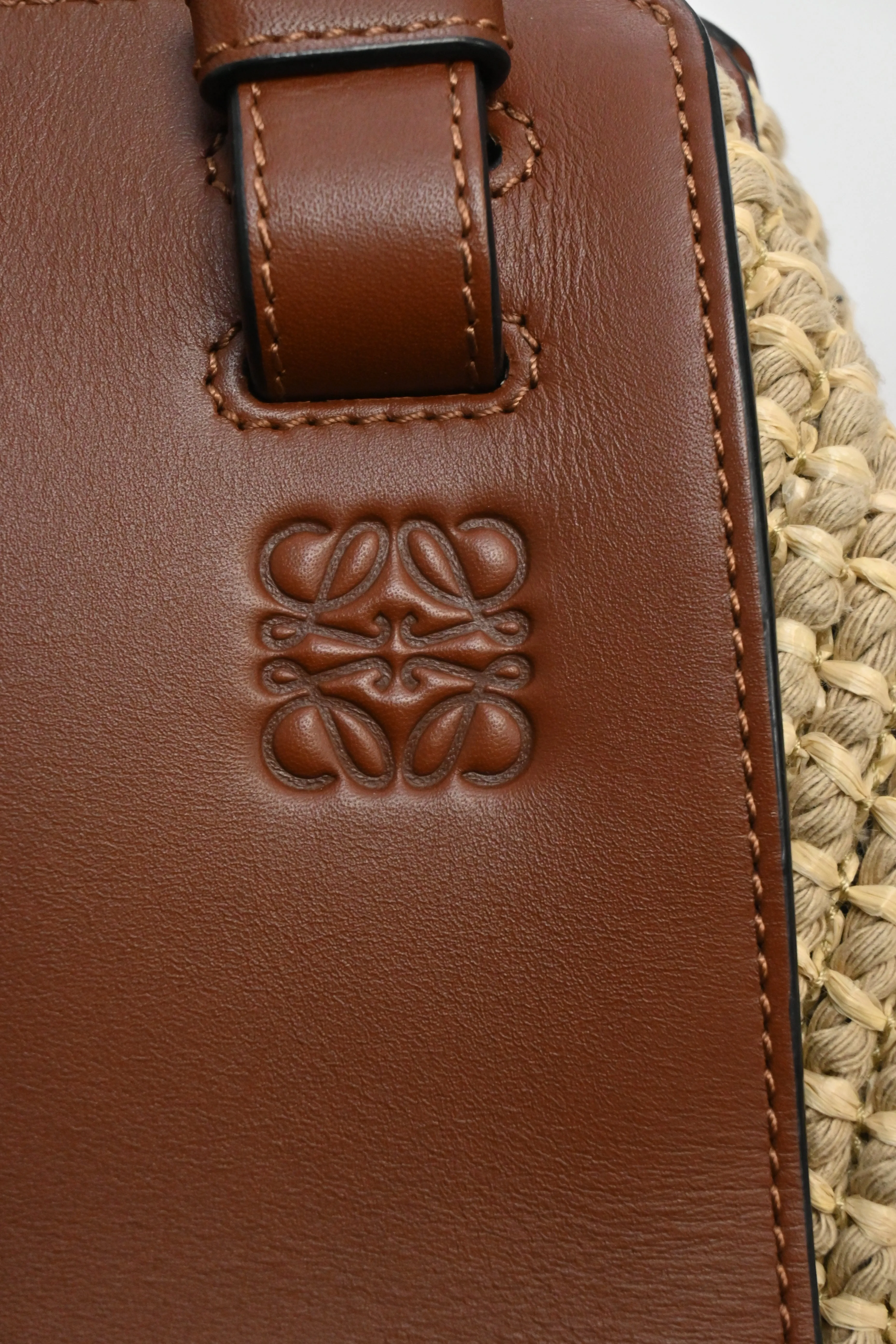 [WB5687] Loewe | Shoulder Bag