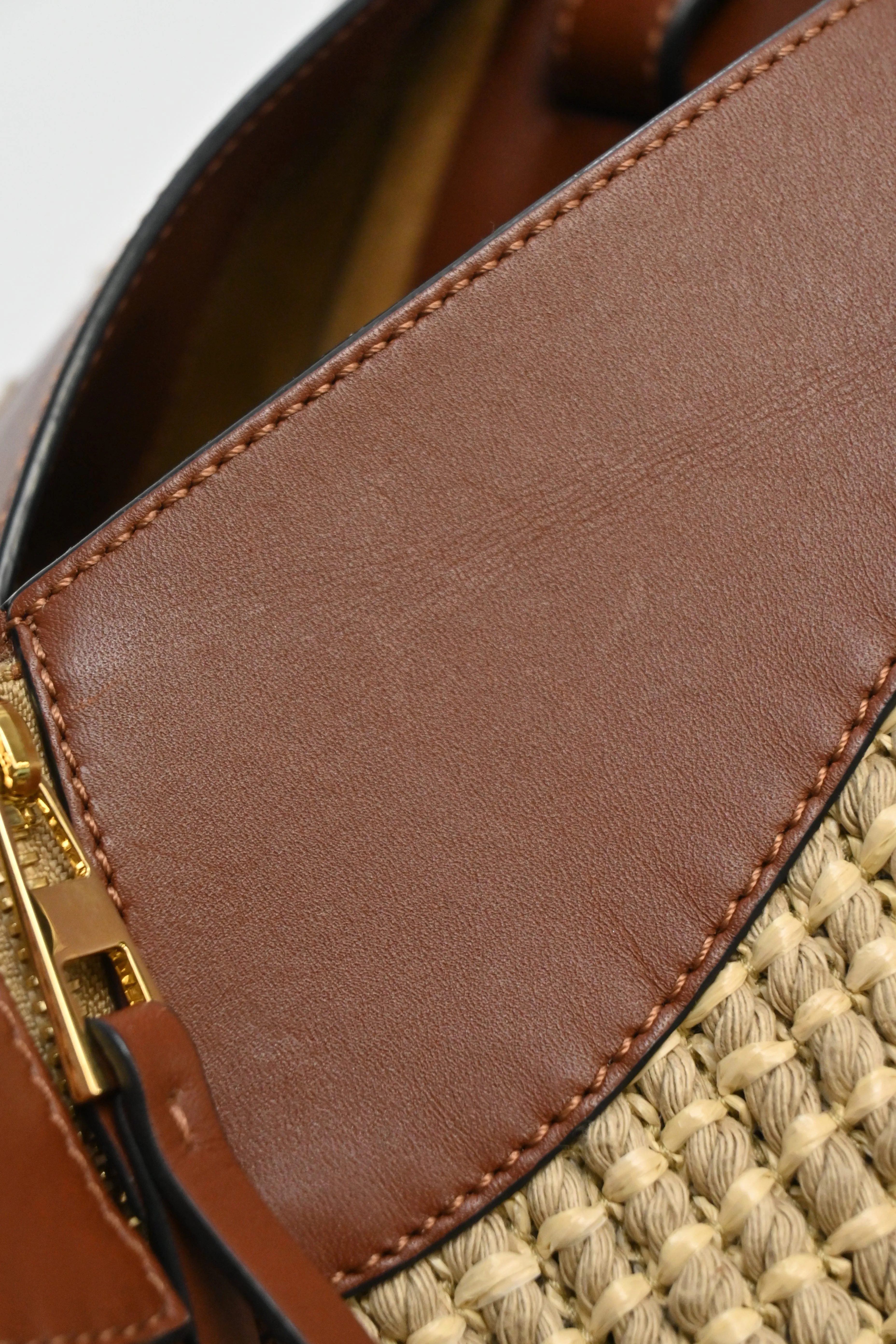 [WB5687] Loewe | Shoulder Bag