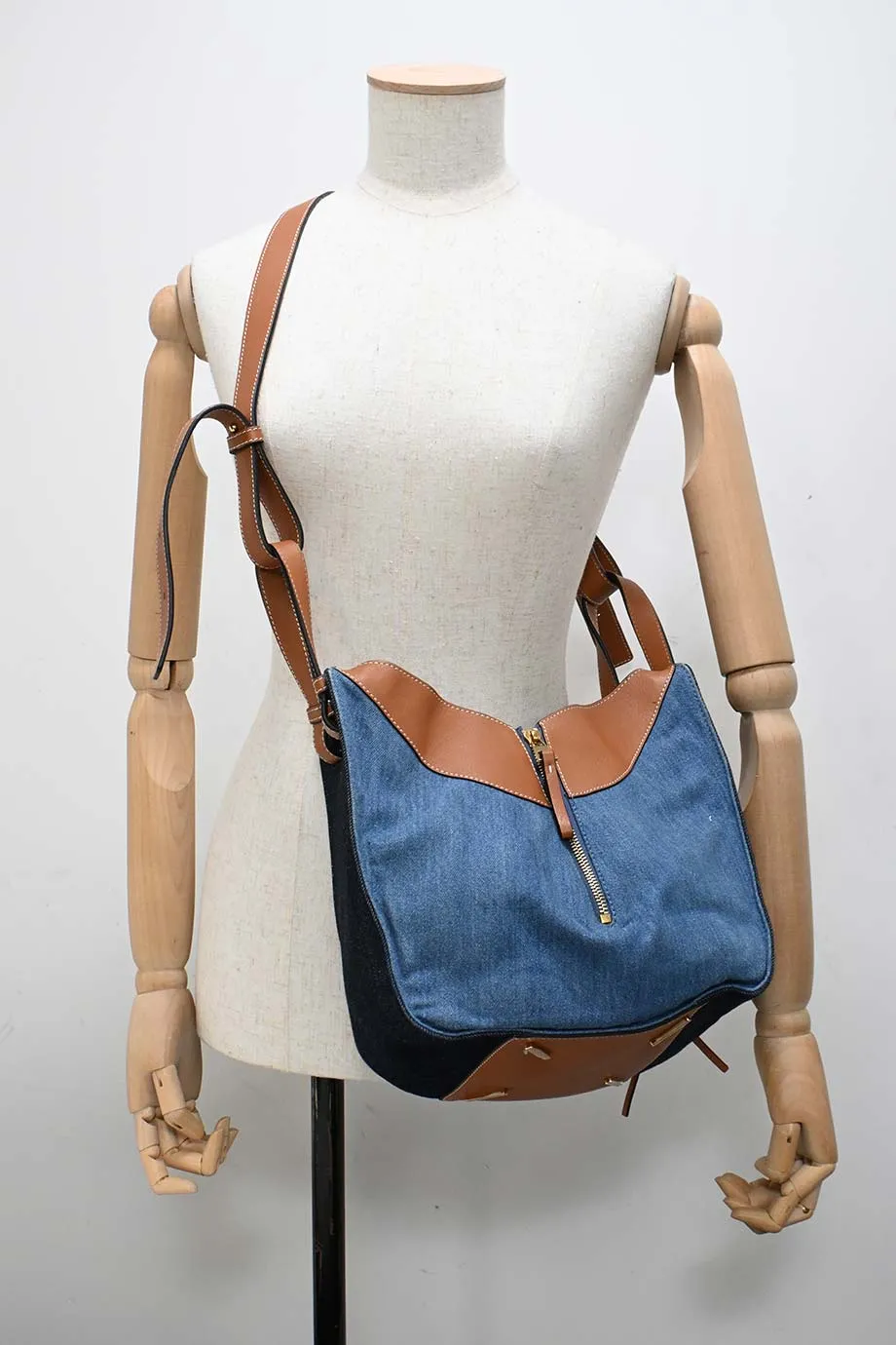 [WB7651] Loewe | Shoulder Bag