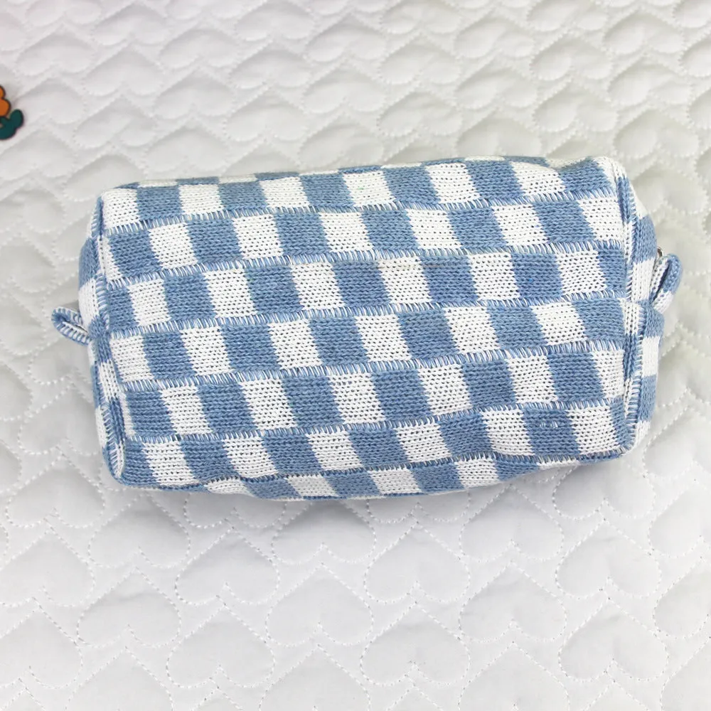 Wind Chessboard Plaid Knitted Contrast Color Wool Large Capacity Cosmetic Bags