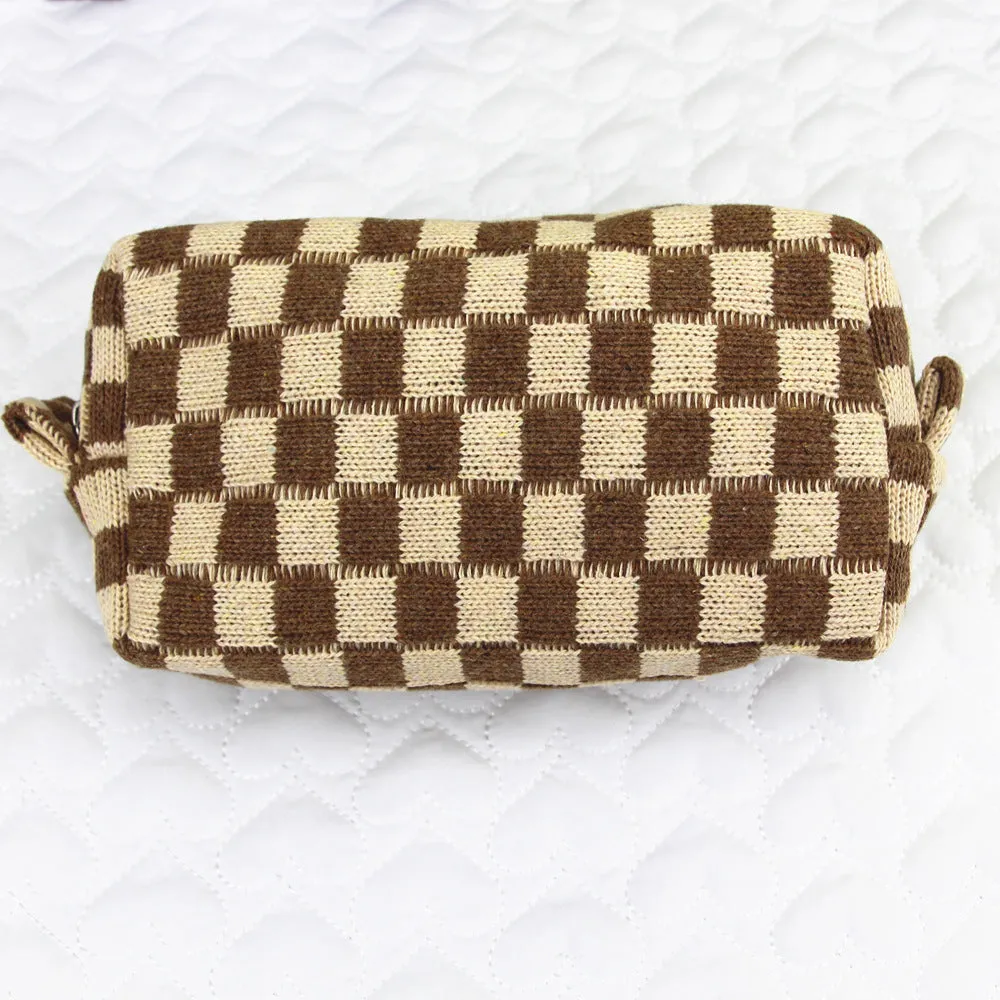 Wind Chessboard Plaid Knitted Contrast Color Wool Large Capacity Cosmetic Bags