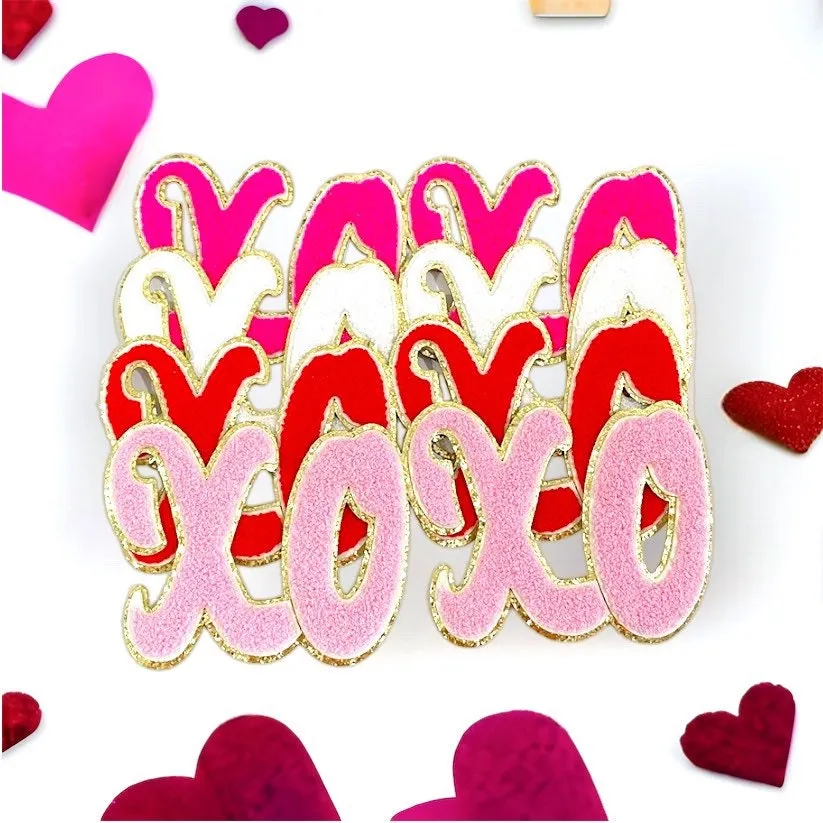 XoXo - Chenille Patch- Valentine's day Iron On- Patch Only - Fuzzy Chenille DIY Patch Glitter Varsity Nylon Pouch - Shirt